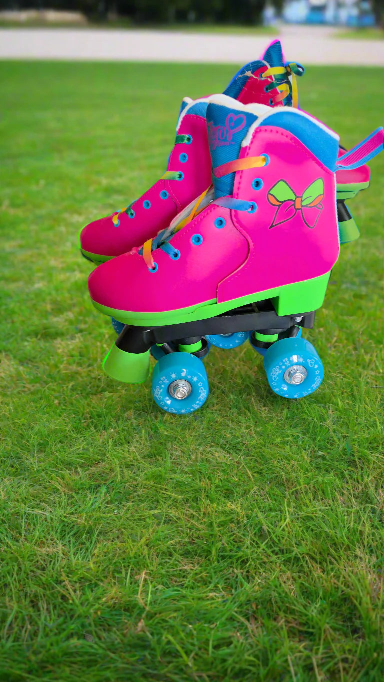 Circle Society Classic Adjustable Indoor & Outdoor Childrens Roller Skates - Adjustable Size 12-3