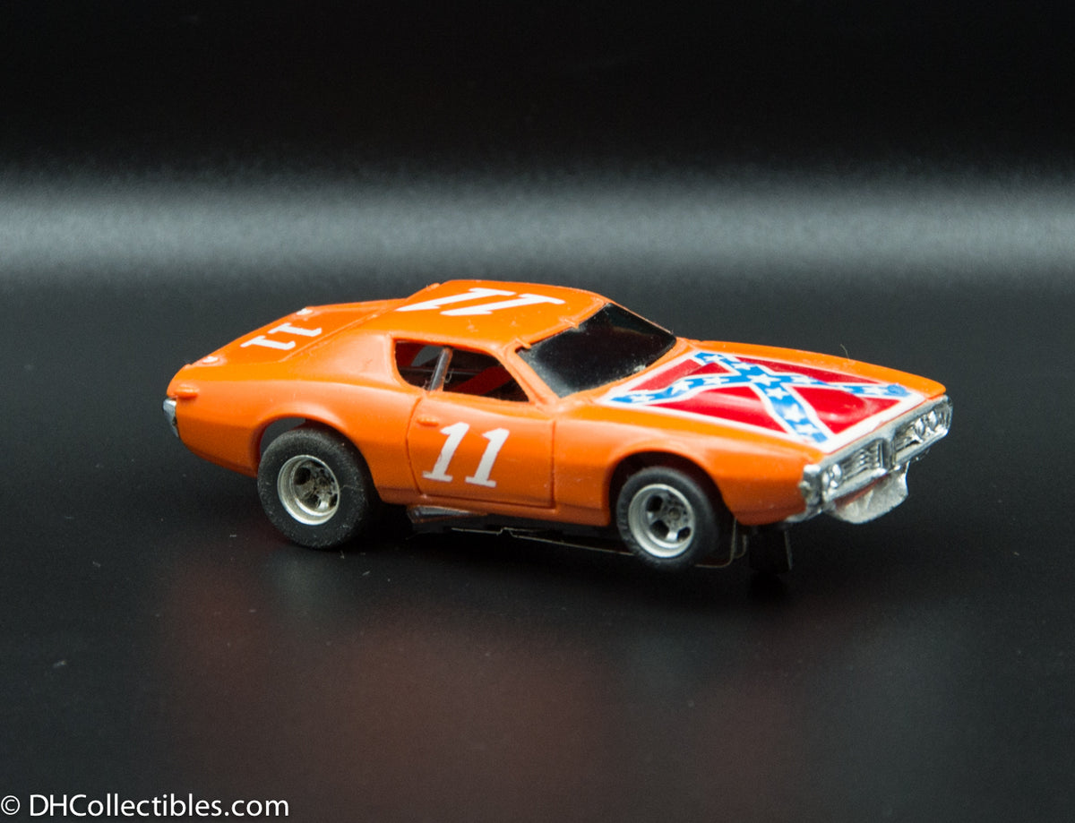 USED A/FX HO Orange w/ Rebel Flag # 11 Road Runner Slot Car
