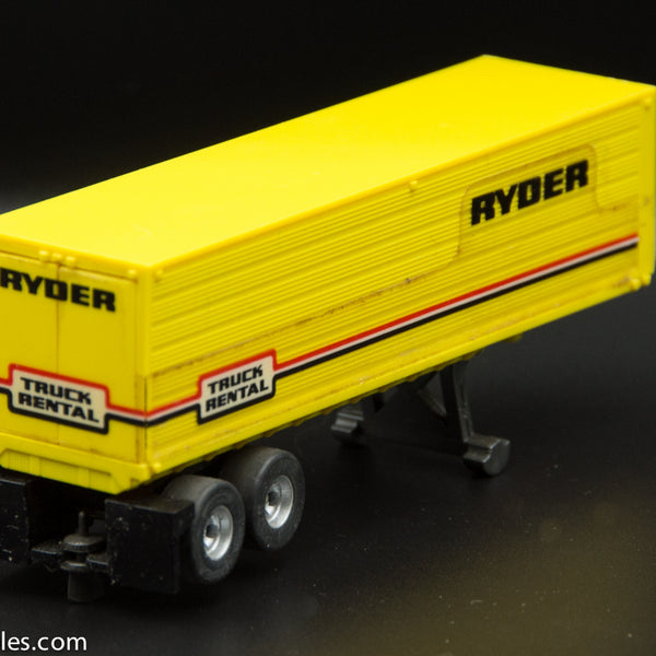 USED Aurora HO Yellow Ryder Semi Trailer Slot Car