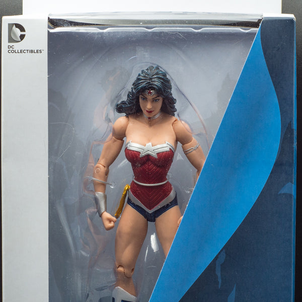 2012 DC Comics: The New 52 Justice League Wonder Woman - Action Figure