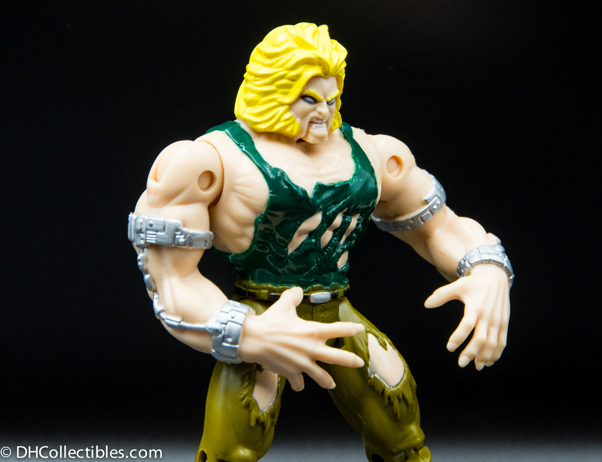 1995 Toy biz Marvel Comics X-Men Invasion Series Captive Sabretooth Action Figure- Loose