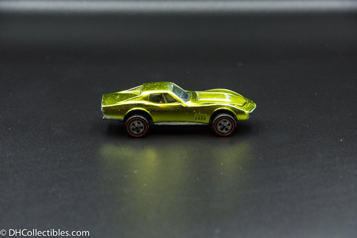 1968 Hot Wheels Redline Custom Corvette Gold Black Interior