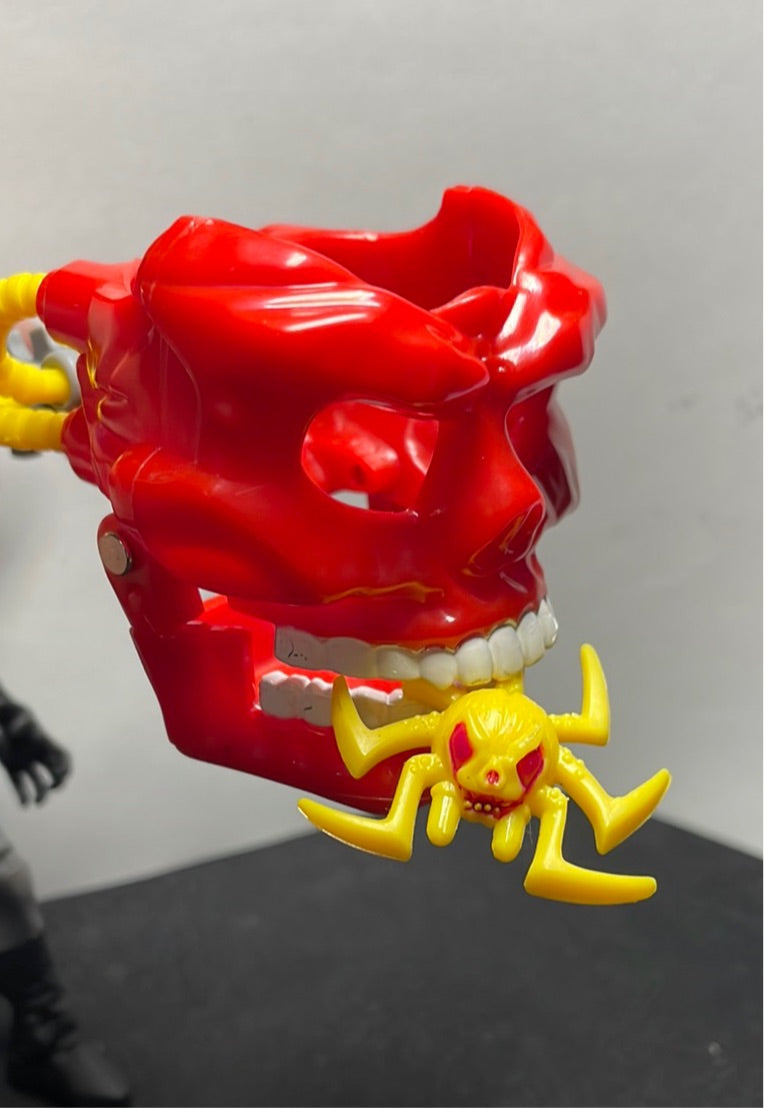 1998 Toy Biz Spider-Man Sneak Attack Flip 'n Trap Red Skull w/ Skull Catcher - Loose