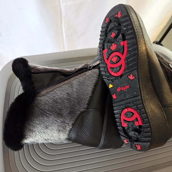 Pajar Women's Winter Boots with Sear Fur Lining - Size 9