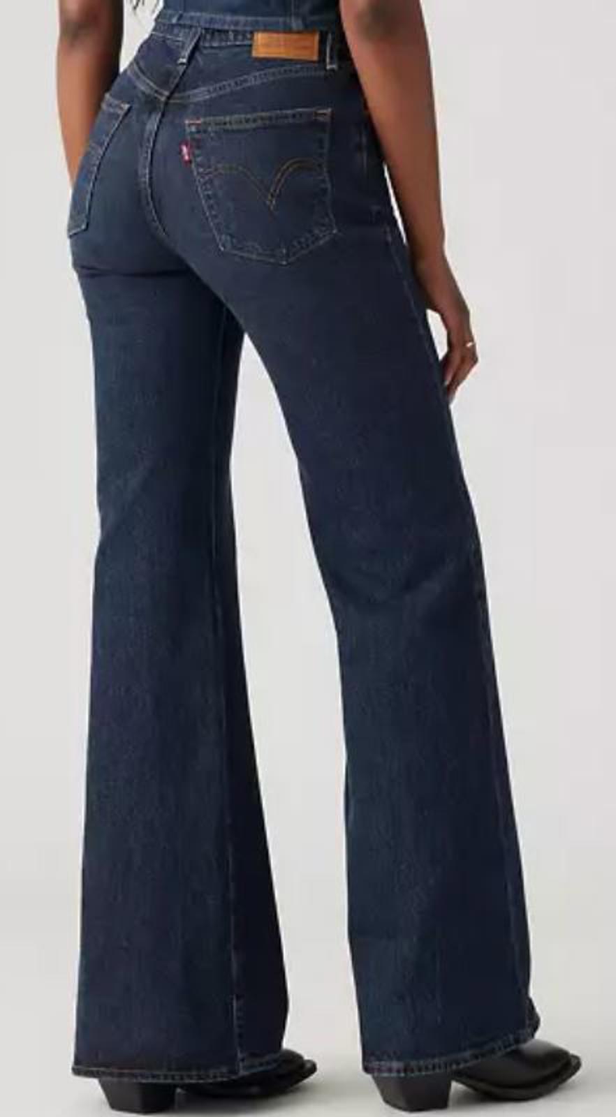 Levi's® Premium Ribcage Bell Women's Jeans 32 x 32