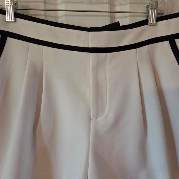 Alice and Olivia Esta Pleated Shorts - Size 14