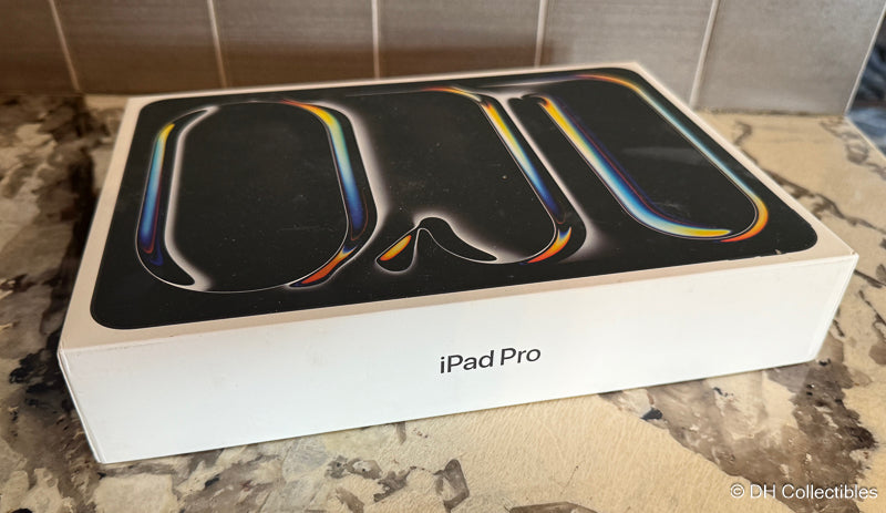 Apple 11-inch iPad Pro Wi-Fi 256GB with standard glass - Space Black - New, Sealed