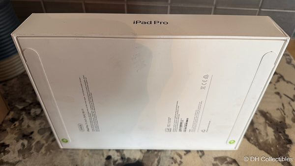 Apple 11-inch iPad Pro Wi-Fi 256GB with standard glass - Space Black - New, Sealed
