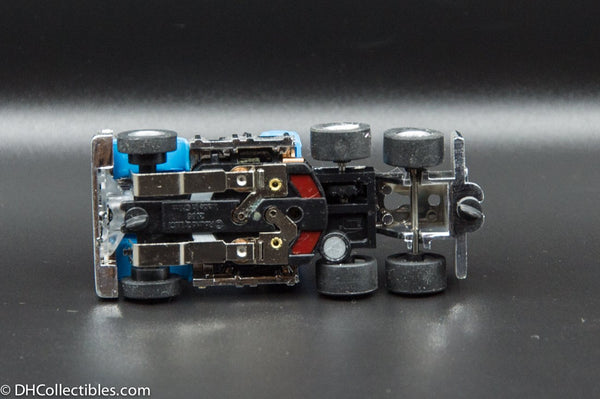 USED Round 2 HO Blue w/ Red Spoiler # 43 Peterbilt Slot Car