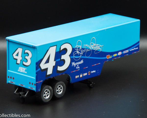 USED Round 2 HO Blue # 43 Semi Trailer Slot Car