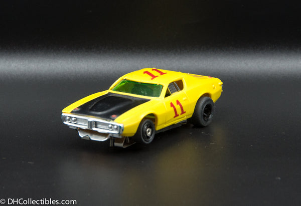 USED A/FX HO Yellow w/ Black # 11 G-Plus Road Runner Slot Car