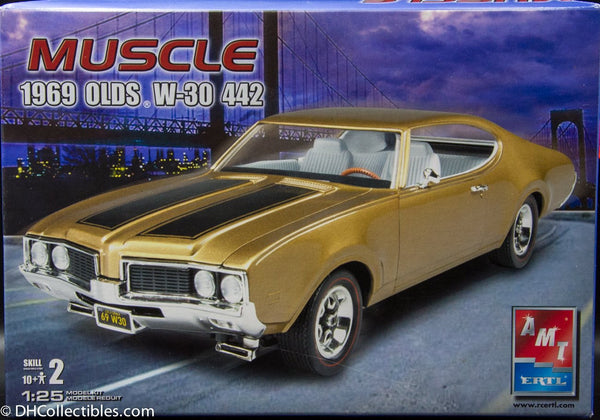 2005 AMT Ertl Muscle Series 1969 Olds W-30 442 1:25 Plastic Model Kit