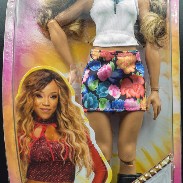 WWE Superstars Alicia Fox Fashion Doll