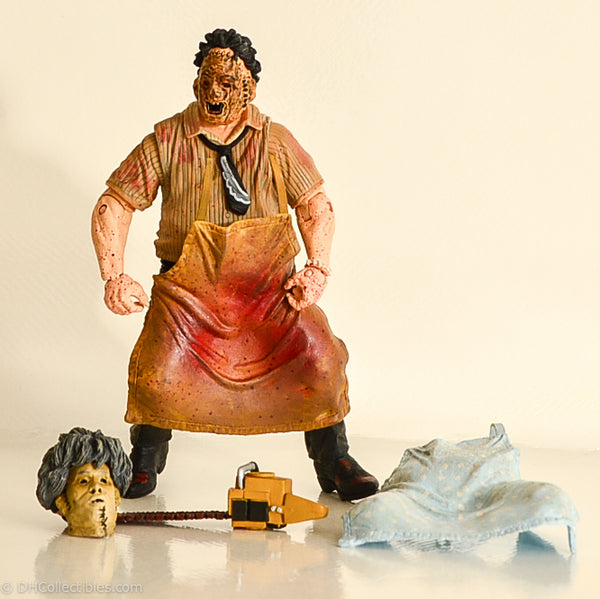 AS IS MEZCO Cinema Of Fear Deluxe Plush Series 2 Leatherface 14 Inch $120.00 AS IS MEZCO Cinema Of Fear Deluxe Plush Series 2 Leatherface 14 Inch $120.00