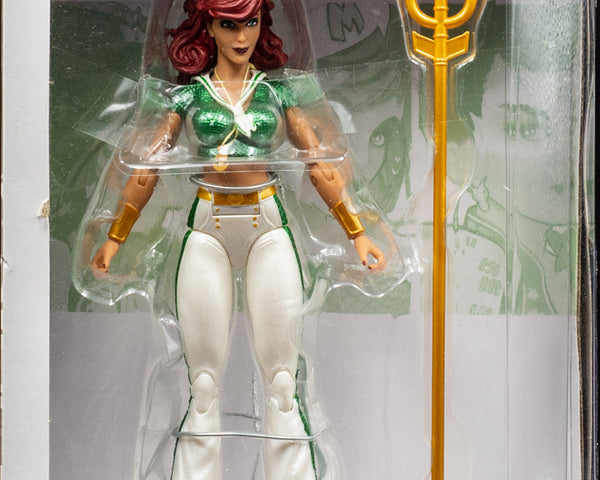 2017 DC Design Series Bombshells Mera - Action Figure