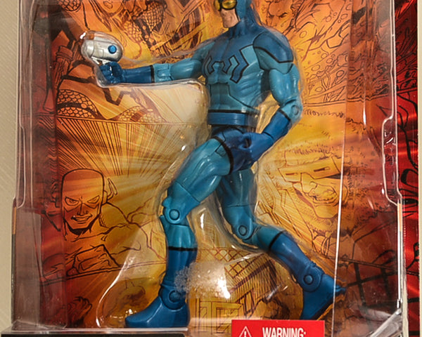 2008 DC Universe Classics - Wave 7 Figure 3 - Blue Beetle Action Figure