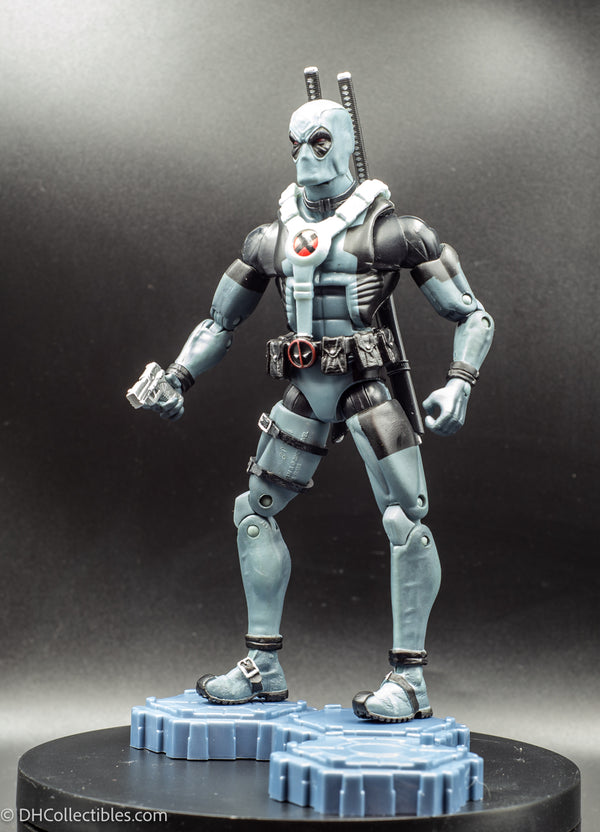 2012 Marvel Legends Epic Heroes Grey Costume Deadpool