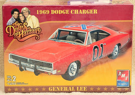 AMT ERTL Dukes of Hazzard Dodge Charger General Lee Plastic Model Kit 1:25 Scale