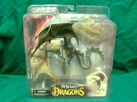 2004 McFarlane's Dragons: Clan 4 The Fall of the Dragon Kingdom Fire Dragon - Action Figure