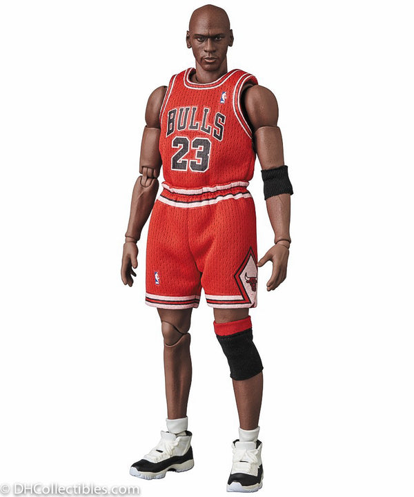 2020 Kotobukiya Chicago Bulls MAFEX Michael Jordan Action Figure