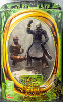 2001 Lord of the Rings Fellowship Orc Overseer with Newborn Uruk-Hai - Action Figure