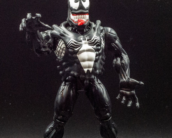 1995 Toybiz Venom II Eddie Brock - Action Figure - Loose