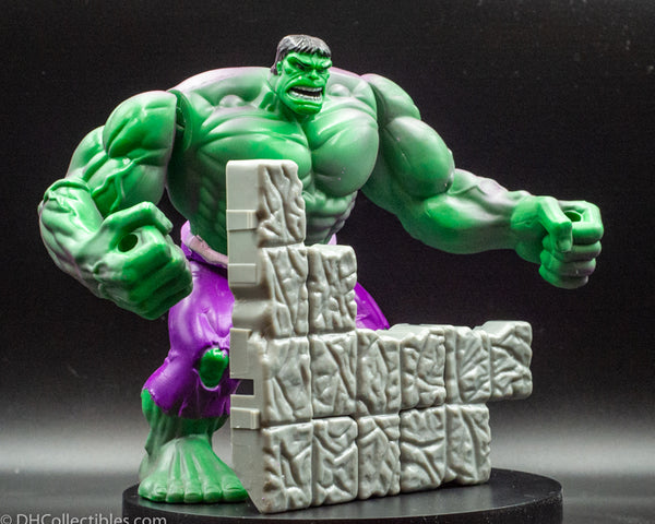 1996 Toybiz The Incredible Rampaging Hulk Action Figure w/Collapsing Brick Wall - Action Figure - Loose