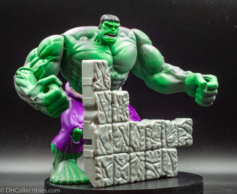 1996 Toybiz The Incredible Rampaging Hulk Action Figure w/Collapsing Brick Wall - Action Figure - Loose