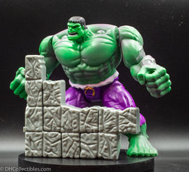 1996 Toybiz The Incredible Rampaging Hulk Action Figure w/Collapsing Brick Wall - Action Figure - Loose