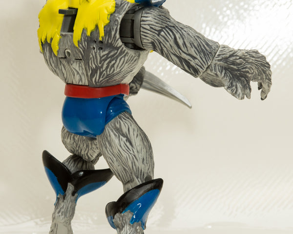 1996 X-Men Mutant Monsters Werewolf Wolverine Action Figure - Loose