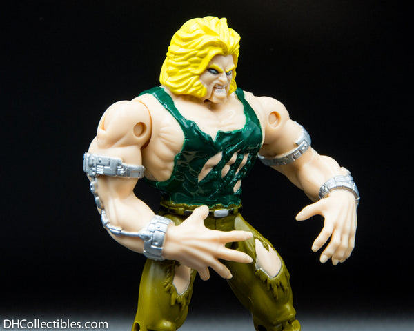 1995 Toy biz Marvel Comics X-Men Invasion Series Captive Sabretooth Action Figure- Loose