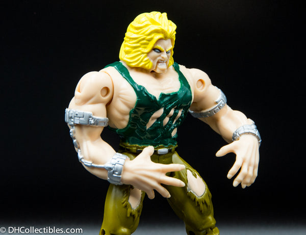 1995 Toy biz Marvel Comics X-Men Invasion Series Captive Sabretooth Action Figure- Loose