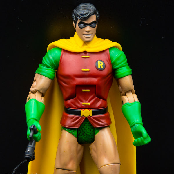 2011 DC Universe Classics Wave 16 Teen Titans Robin Action Figure - Loose