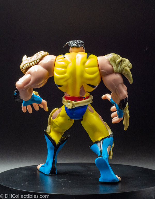 1997 ToyBiz Marvel X-Men Savage Land Wolverine  - Action Figure
