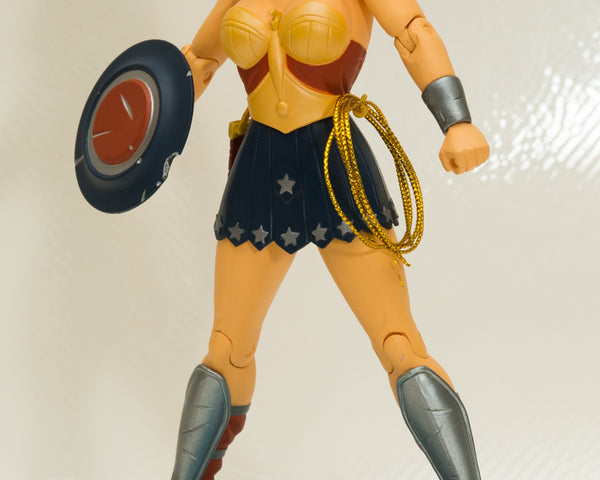 2006 DC Direct Justice League New Frontier Wonder Woman Action Figure - Loose