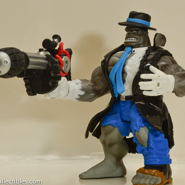1996 ToyBiz Incredible Hulk Grey Battle Damaged Mr Fixit Bombastic Blasters Action Figure - Loose