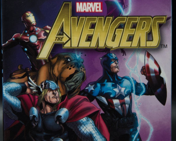 2012 The Avengers With Avengers Pin/Captain America Figurine