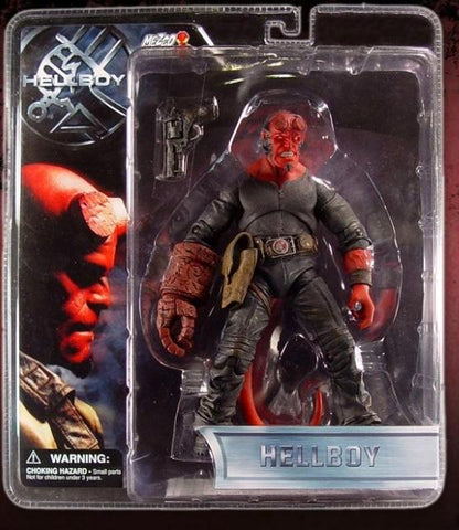 2004 Mezco Hellboy Stealth Black Suit Movie - Action Figure