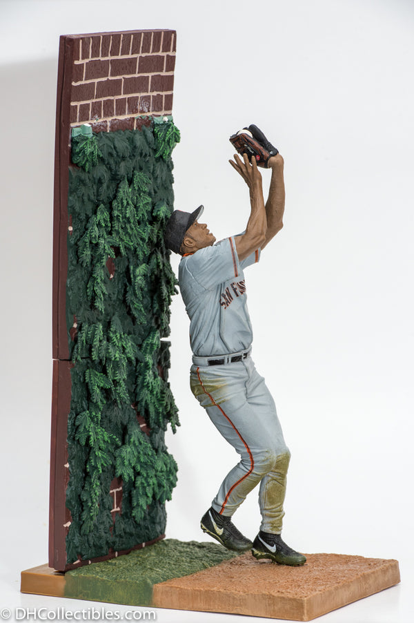 2005 McFarlane MLB Series 13 Moises Alou San Francisco Giants  Grey Jersey - Loose