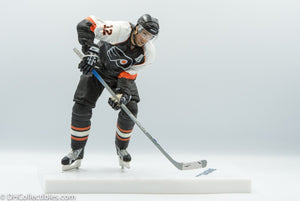 2007 McFarlane NHL Series 16 Philadelphia Flyers Simon Gagne Black Jersey - Loose