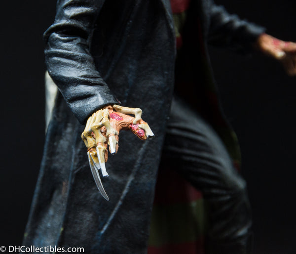 2015 NECA Cult Classics New Nightmare Freddy Krueger w/ Movie Script - Loose