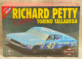 Polar Lights  Richard Petty's Torino Talladega  Plastic Model Kit 1:25 Scale
