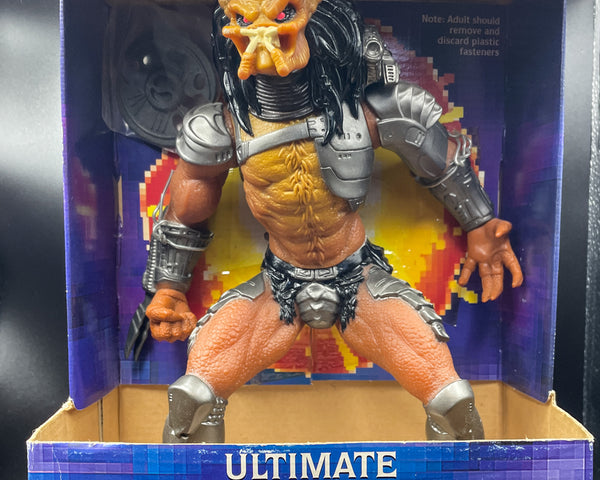 1995 Kenner Ultimate Predator the Alien Hunter - 10" Figure