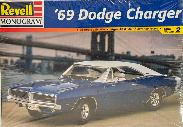 Revell '69 Dodge Charger Plastic Model Kit 1:25 Scale