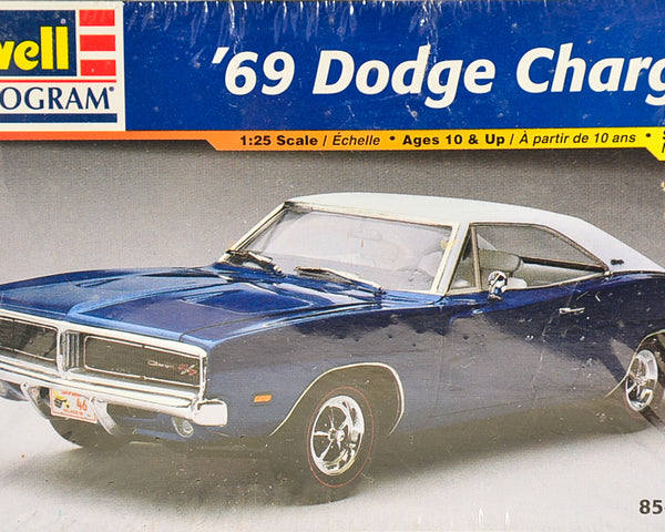 Revell '69 Dodge Charger Plastic Model Kit 1:25 Scale