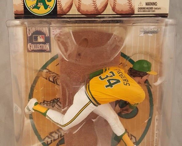 2009 McFarlane MLB Cooperstown Collection Series 6 Rollie Fingers -  Action Figure