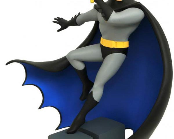 2017 Diamond Select Toys DC Gallery Animated Series Hardac Batman 11" Action Figure