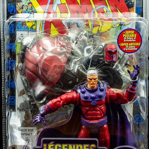 2003 ToyBiz Marvel Legends Series III X-Men Magneto & Comic Book