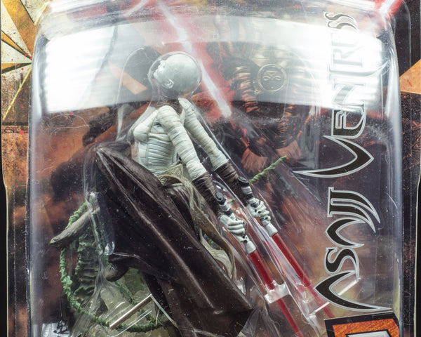2005 Star Wars Revenge of the Sith Unleashed: Asajj Ventress - Action Figure
