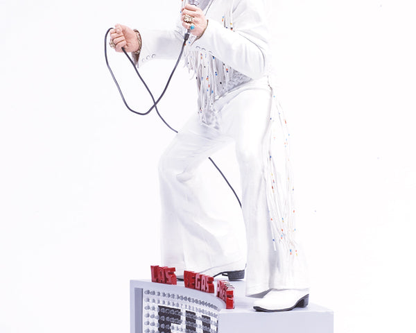 Our third action figure of the King of Rock ‘n’ Roll is titled Elvis, Live in Vegas 1970 and re-creates one of his famous concert appearances in the City of Lights.